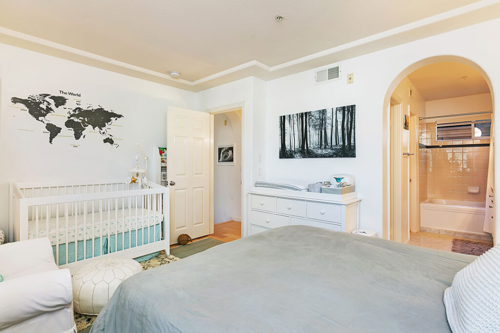 San Diego Real Estate | 2187 Historic Decatur 42